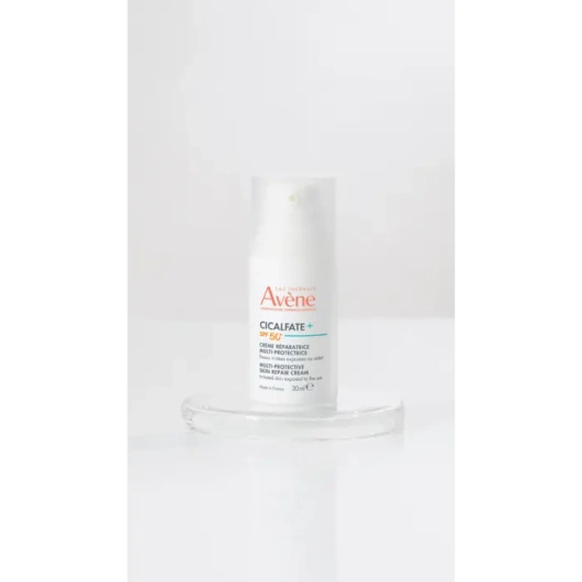 Cicalfate + Multiochronny krem regenerujący SPF50+, 30ml