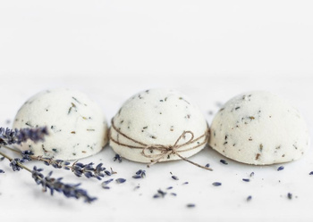 MINISTERSTWO. Półkula do kąpieli - Lawenda, 60 g